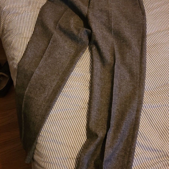 Banana Republic Wool Trousers - Picture 6 of 6